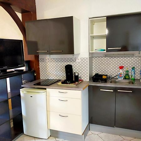 Studio En Rdc Avec Balcon Centre Vitre מראה חיצוני תמונה